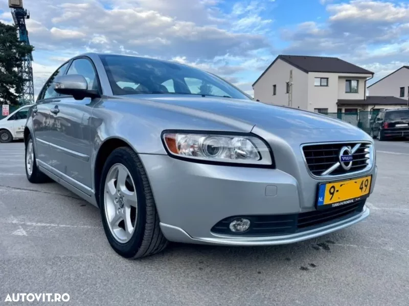 Volvo S40