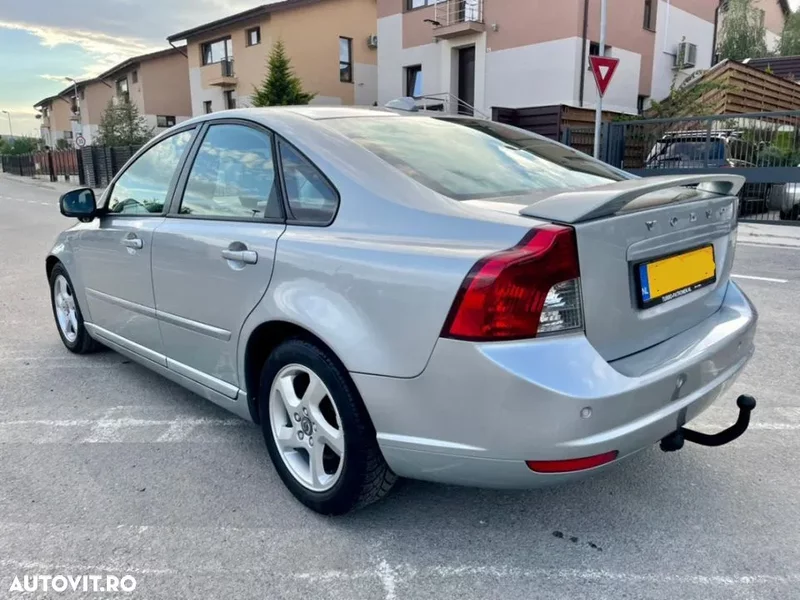 Volvo S40