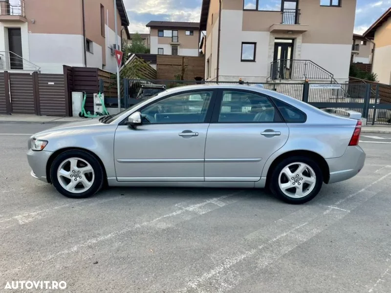 Volvo S40